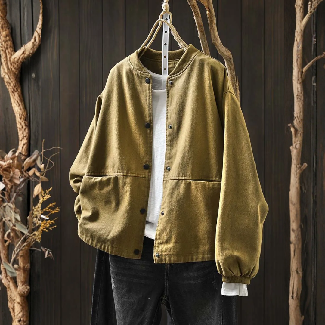 レトロなワークスタイルのベースボール・ジャケット