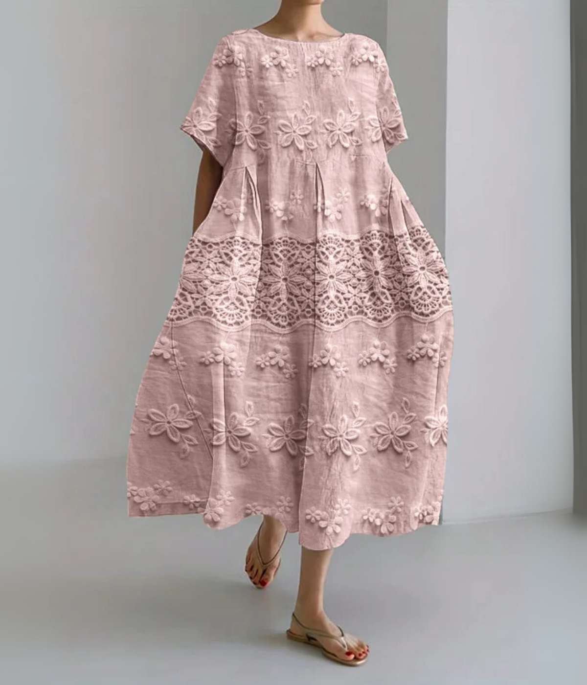 ブルーフローラルアズテックブラウス