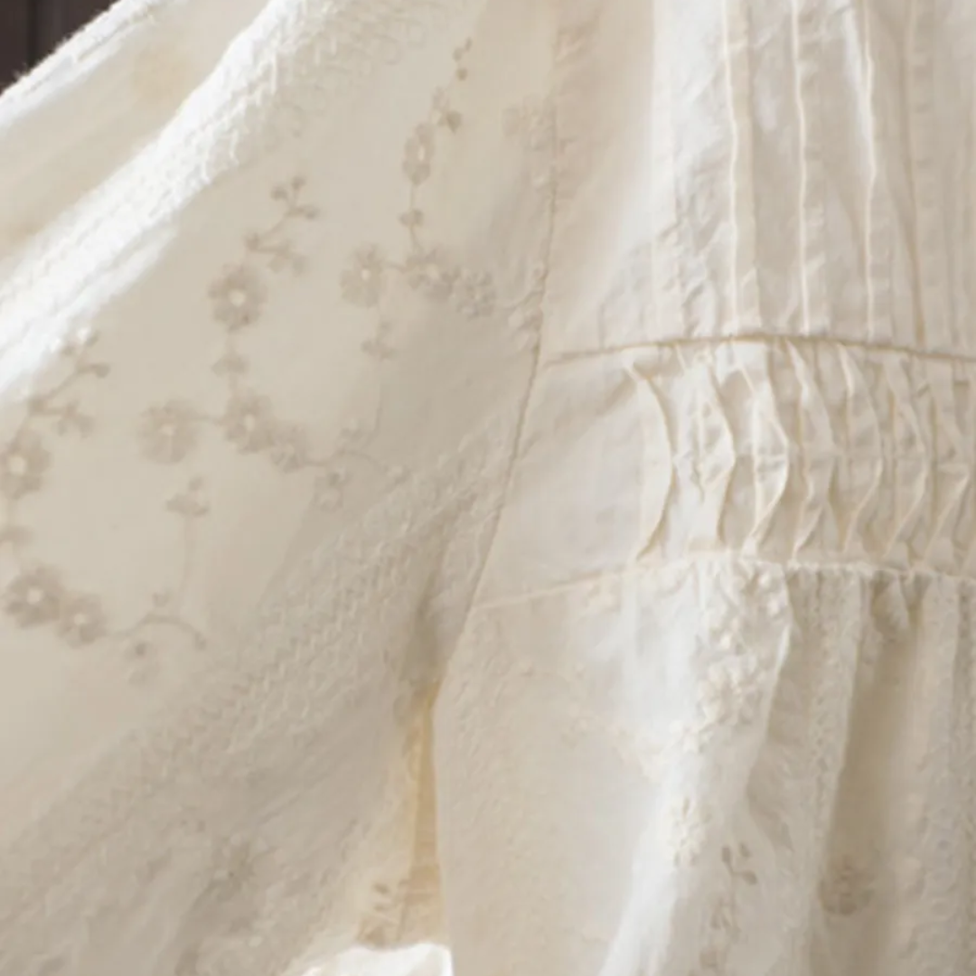 レトロレースカラー刺繍シャツ