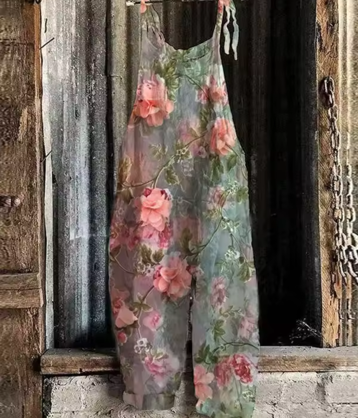 ボヘミアン・スタイルのジャンプスーツ