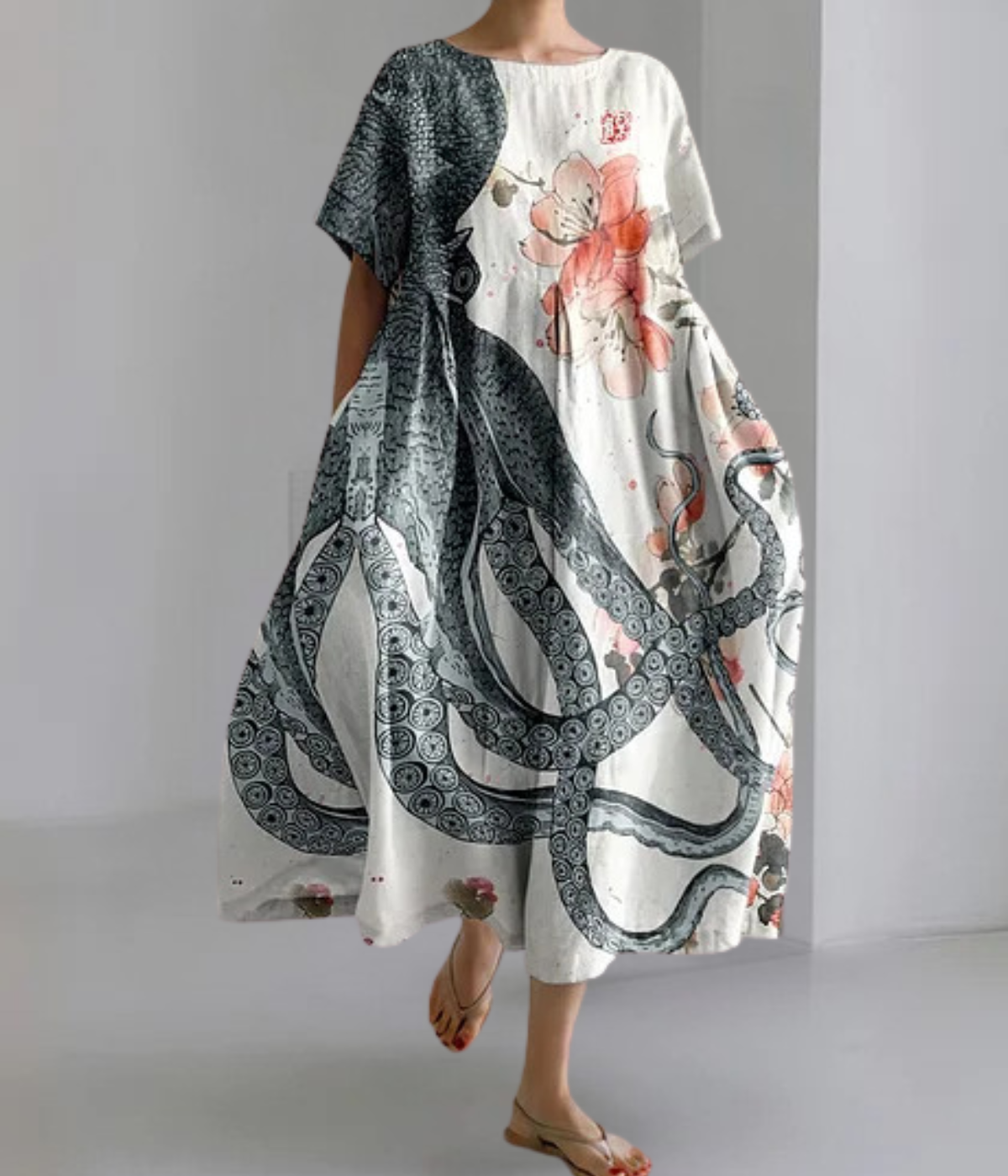 ワイドなタコ柄の夏用ドレス