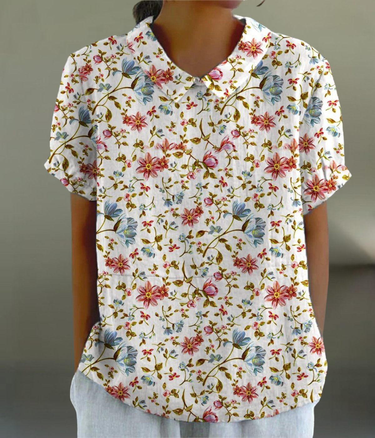 ホワイト花柄ブラウス