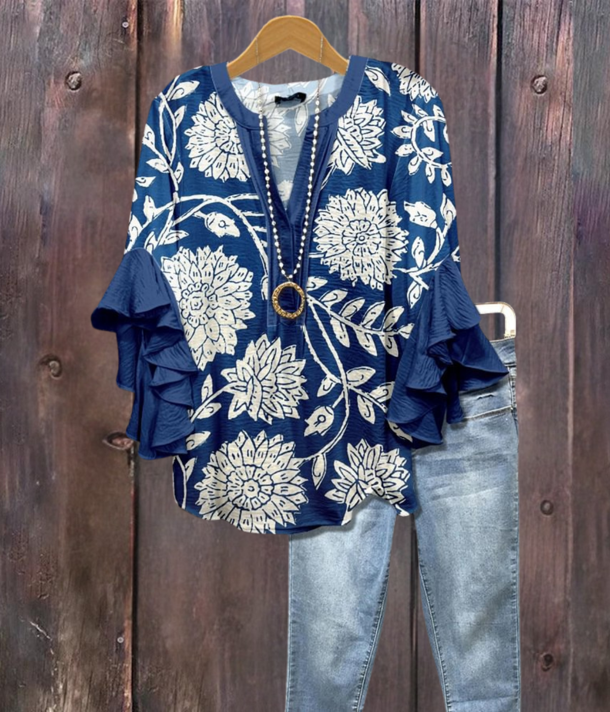 ブルーフローラルプリントVネックシャツ