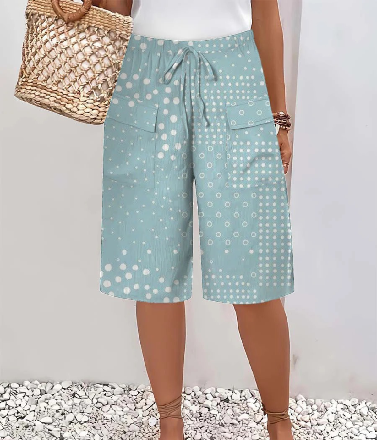 ブルーのドット柄サマーパンツ