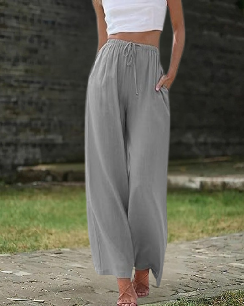 ライトグレーの綿麻パンツ