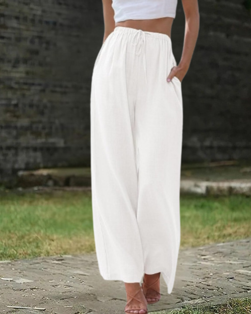 ホワイトの綿麻パンツ