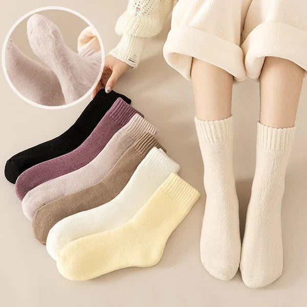 女性用、秋冬、太め、暖かい、中程度の長さのコットンソックス(単色)