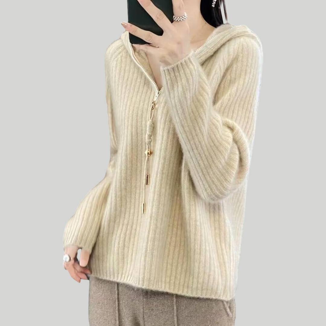 ニット・フード付きセーター