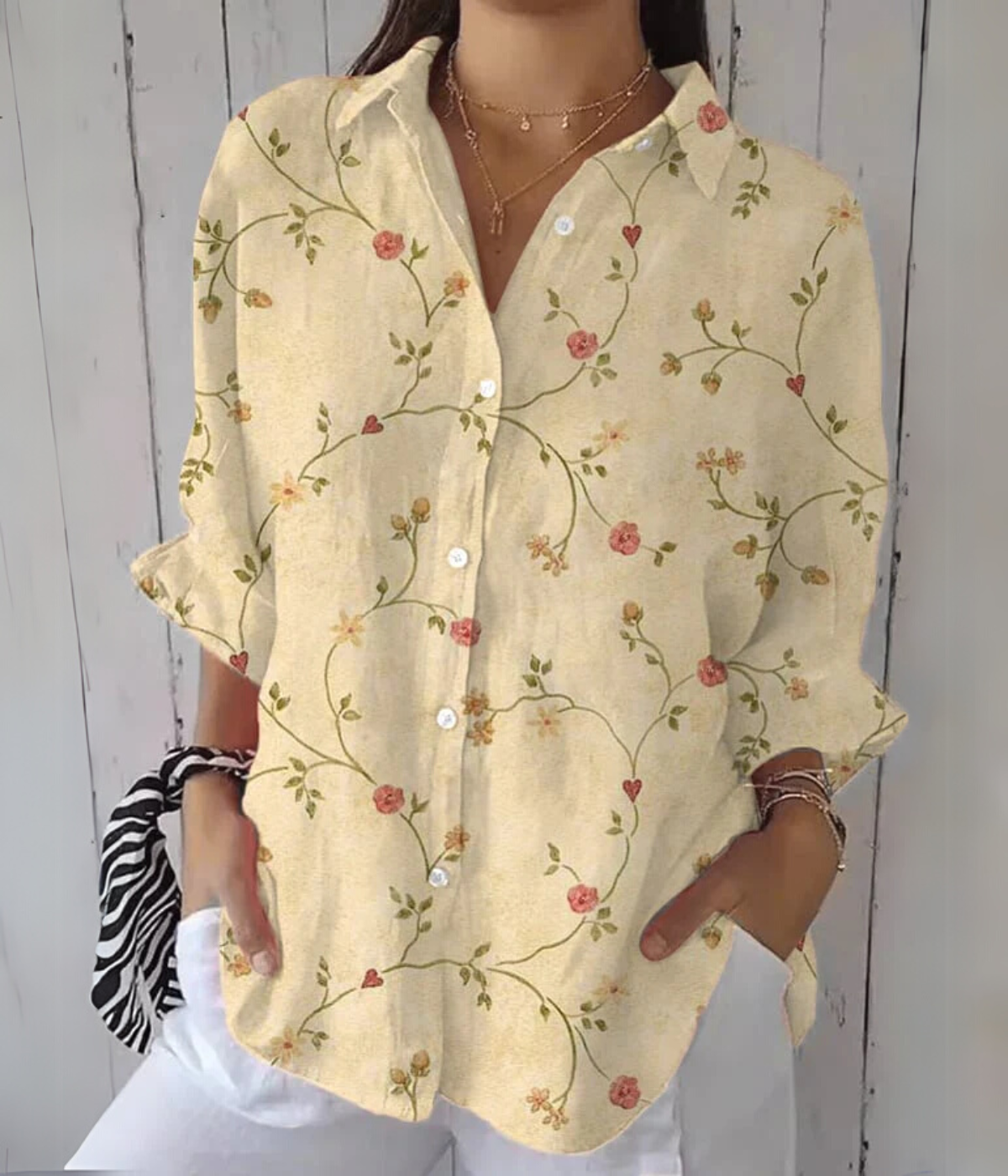 チェリーブロッサムモダンプリントブラウス