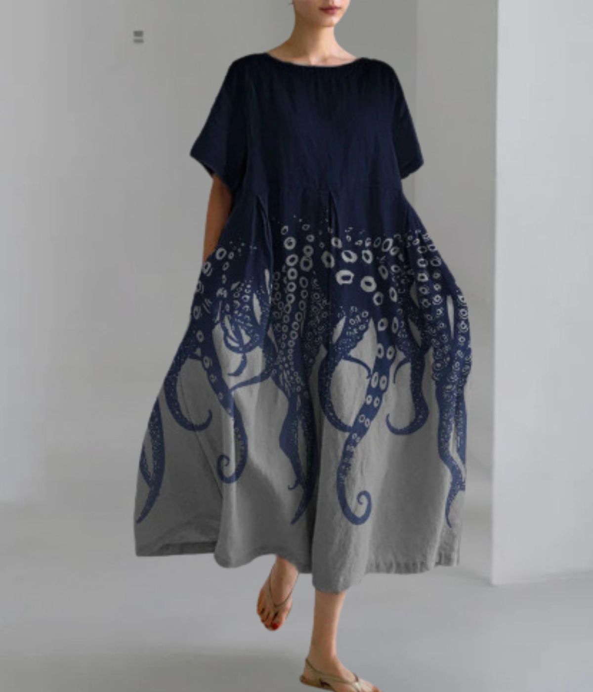 ワイドなタコ柄の夏用ドレス