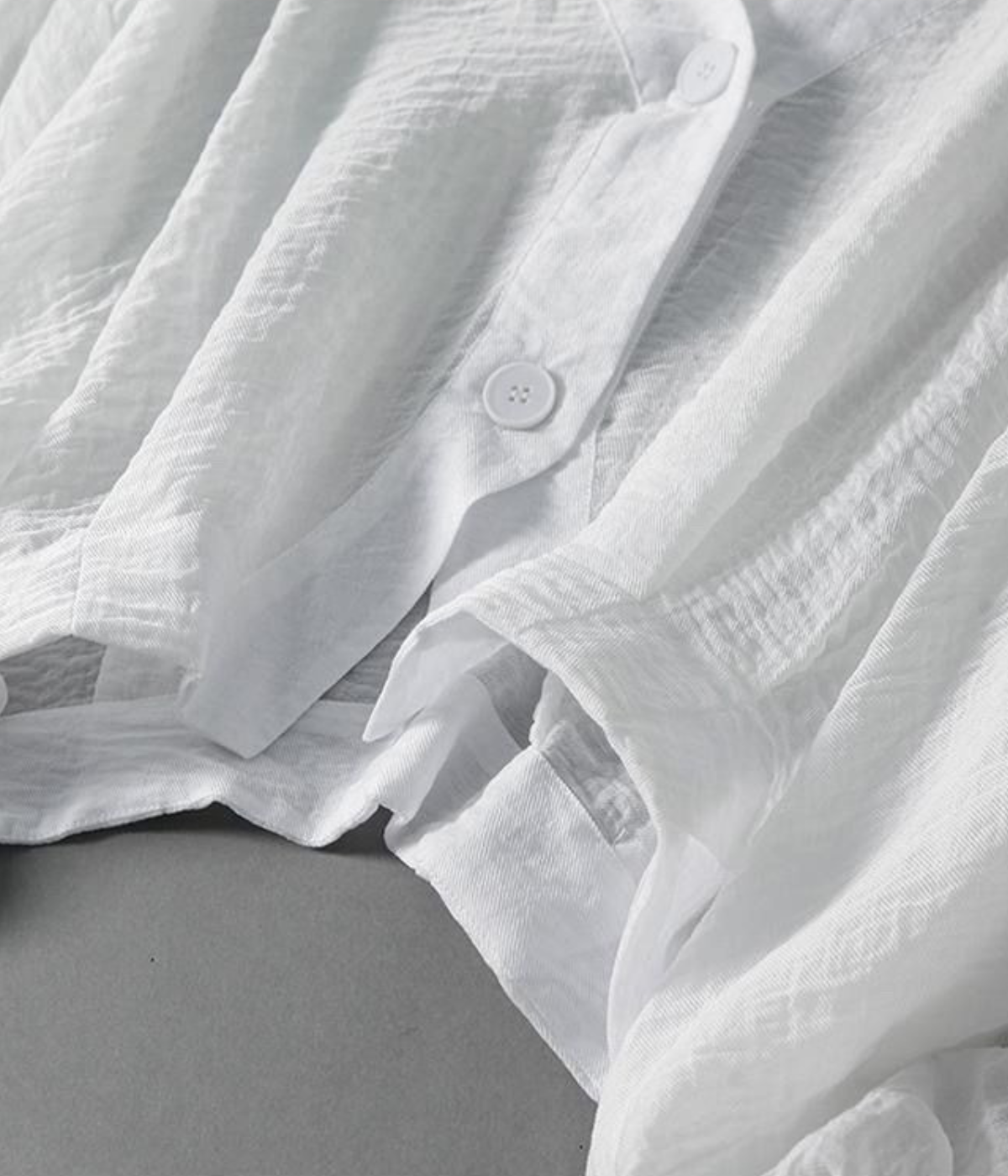 カジュアル Vネック ボタンブラウス