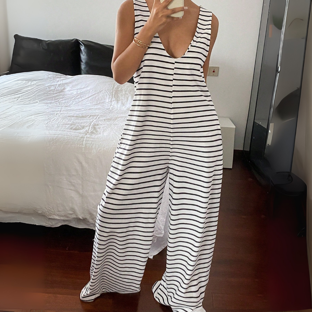 袖なしストライプ柄ジャンプスーツ