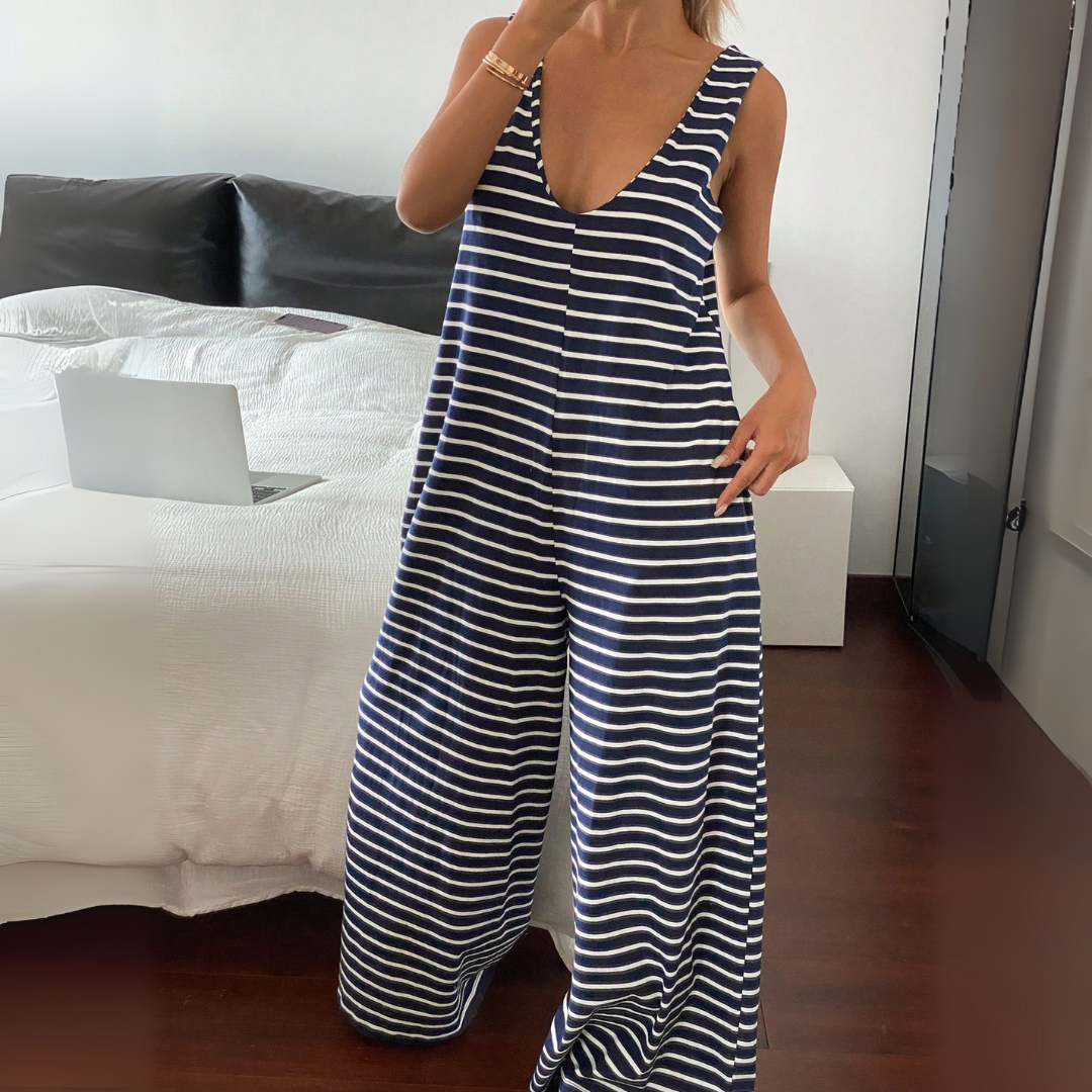 袖なしストライプ柄ジャンプスーツ