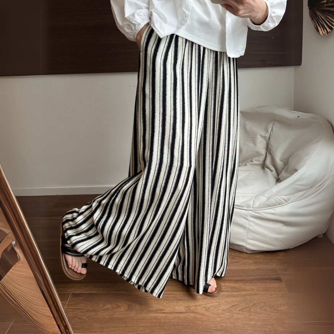 縦ラインワイドパンツ