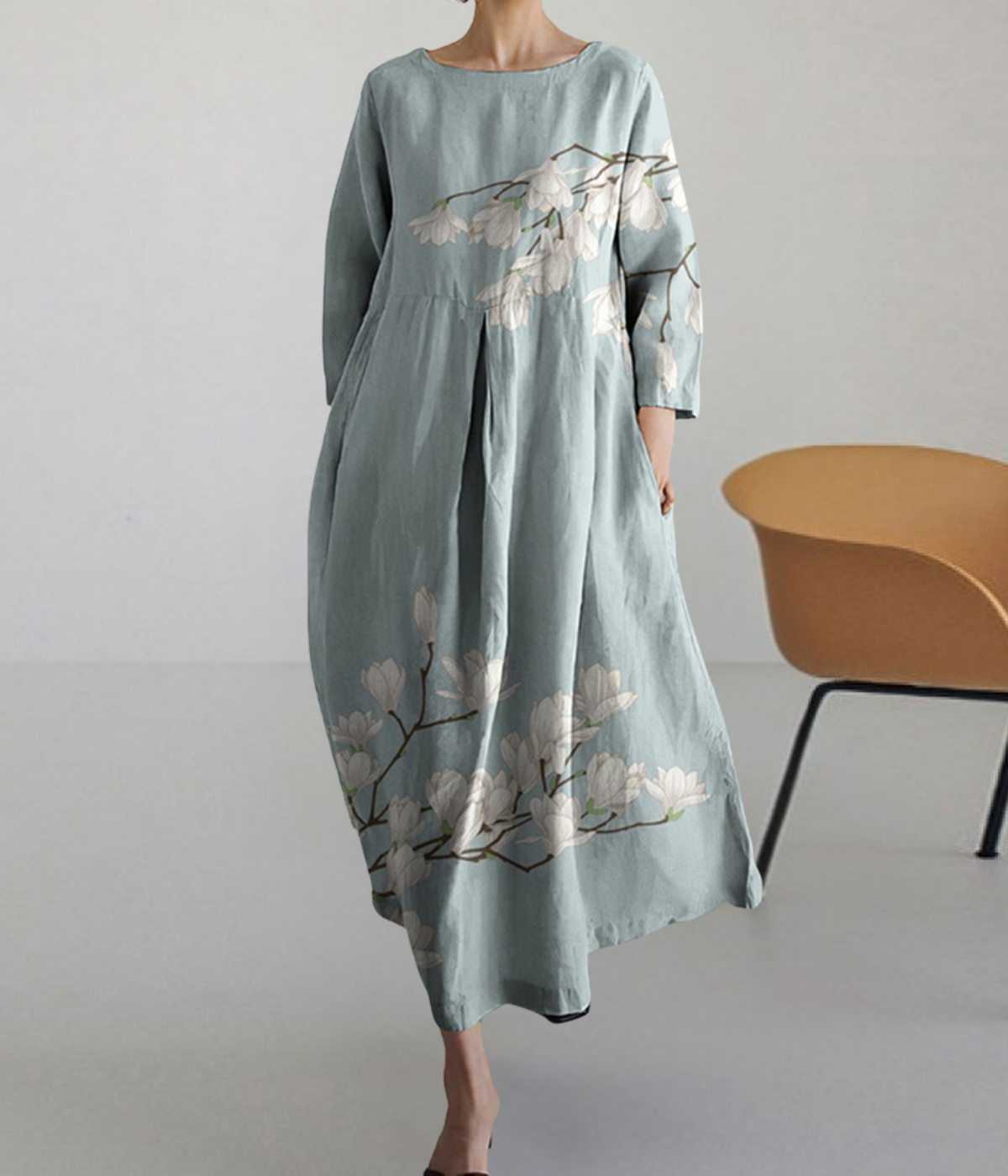 ブルーリーフ・ラウンドネックドレス