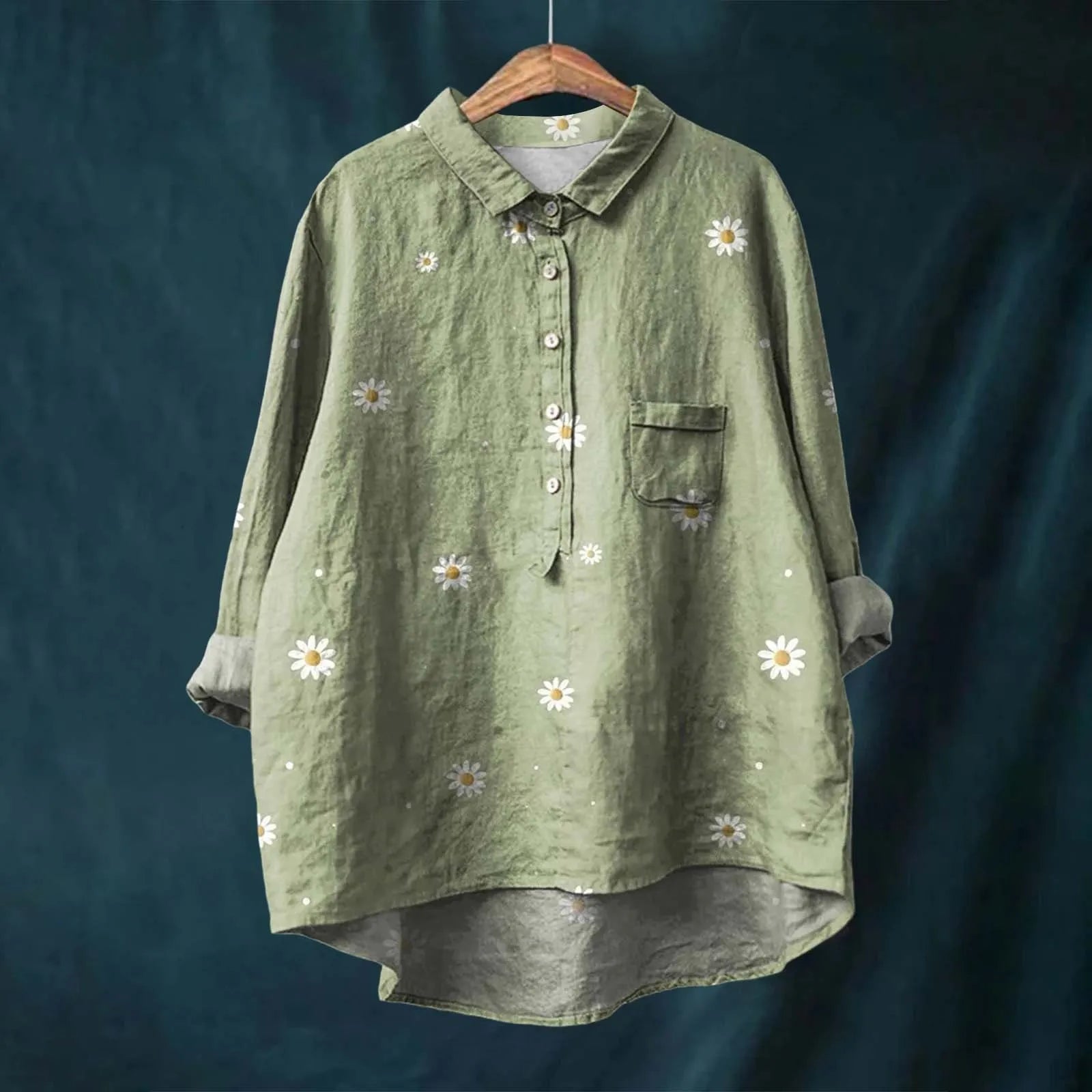 鮮やかなオーバーサイズボタンアップシャツ