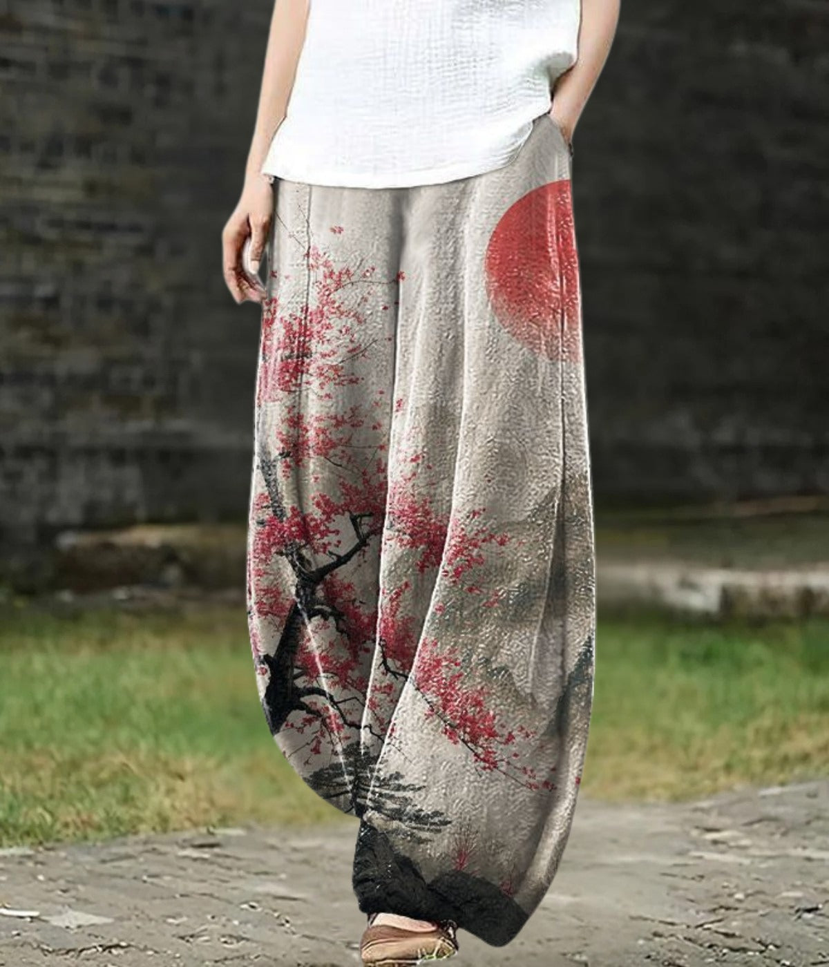 桜のワイドパンツ