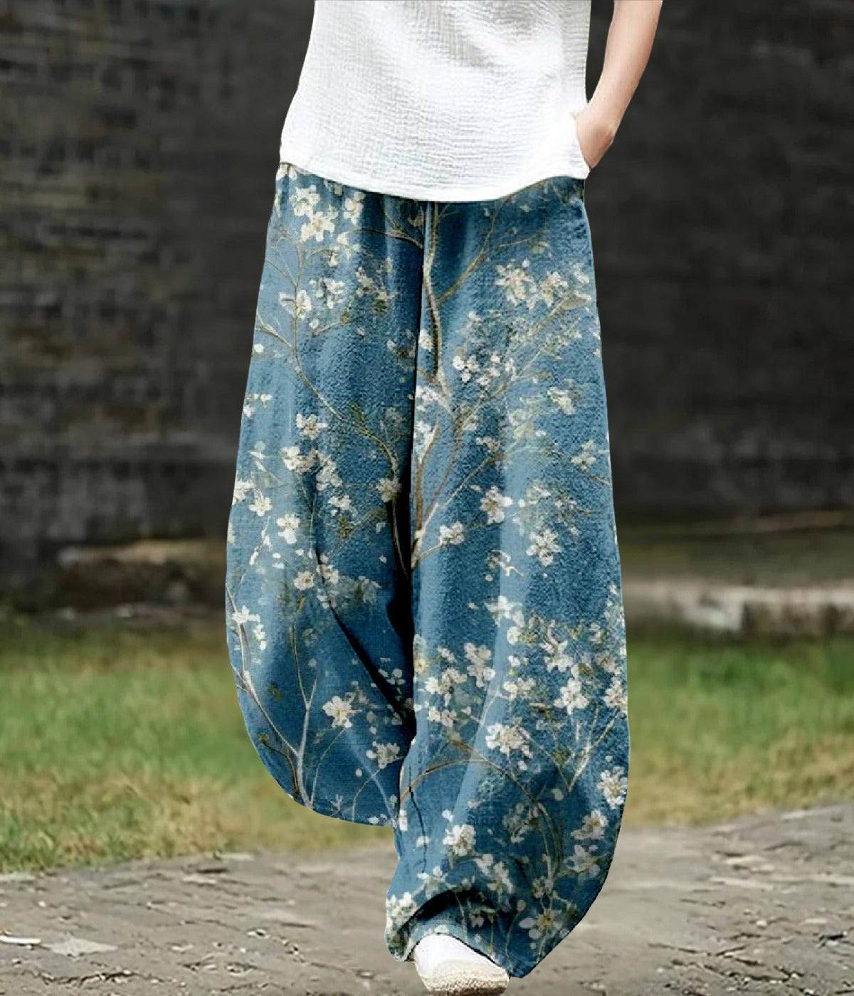 ブルーフローラルワイドレッグアートパンツ