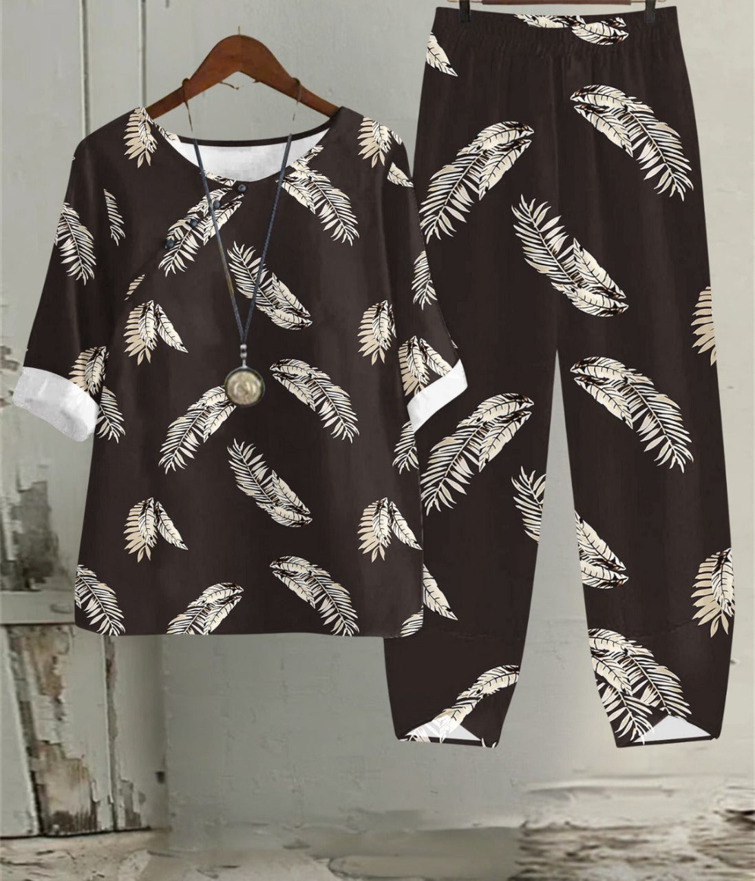 黒い花の春のアートセット