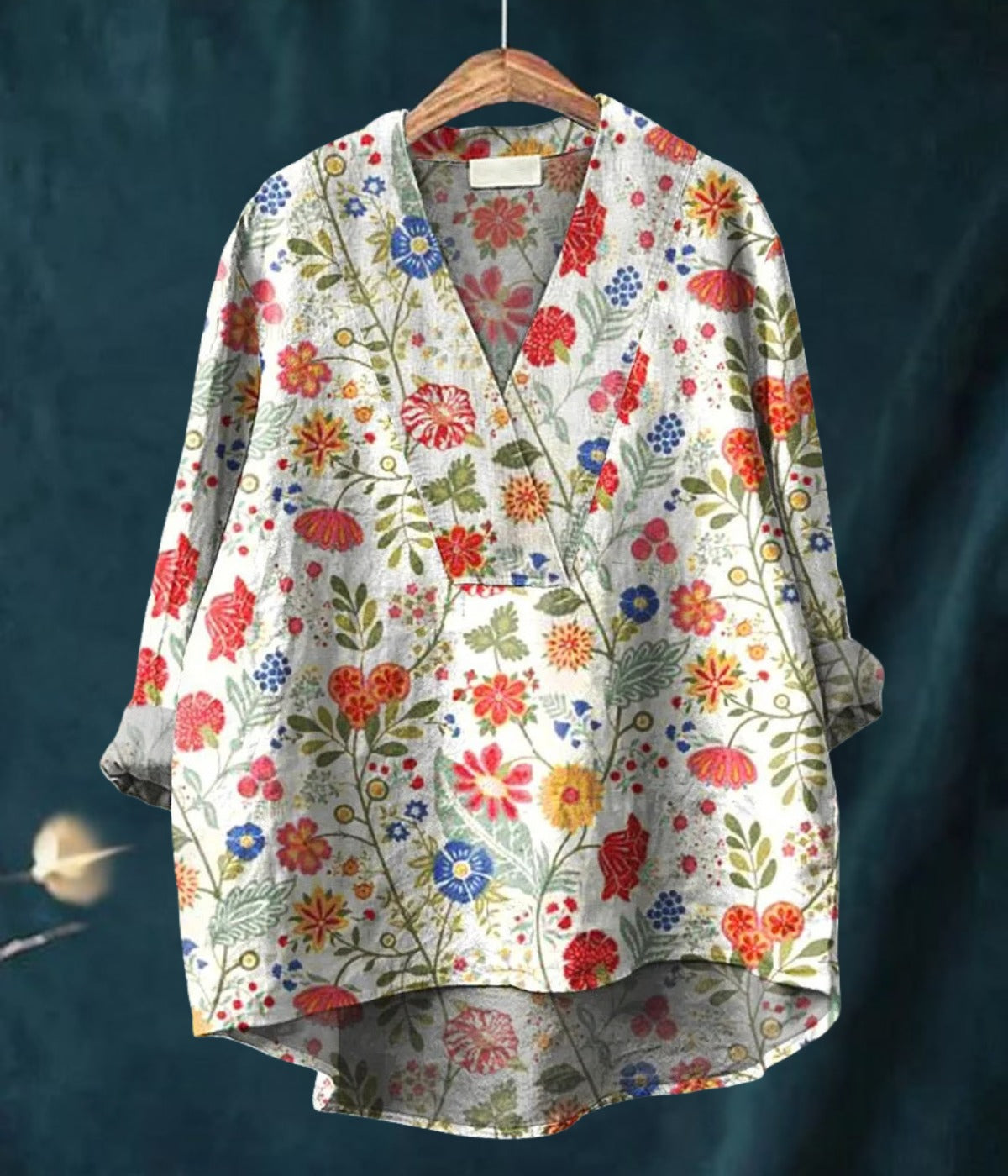 ホワイト花柄Vネック長袖ブラウス