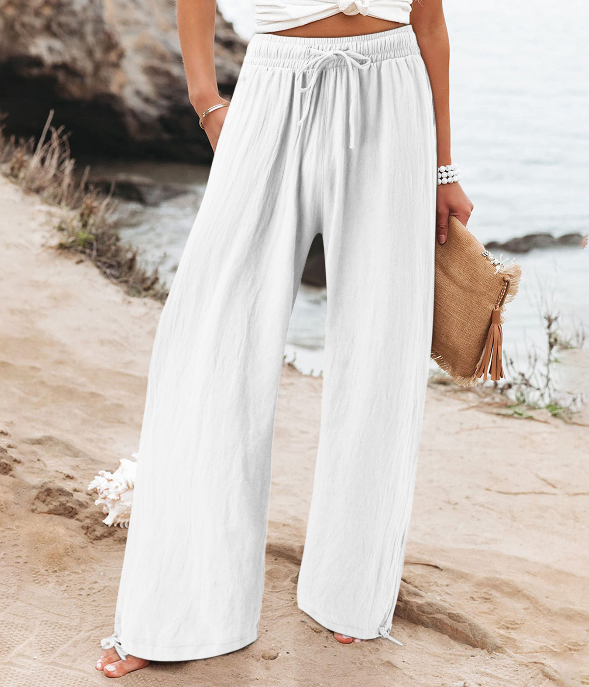 ホワイトカジュアルなボヘミアン・パンツ
